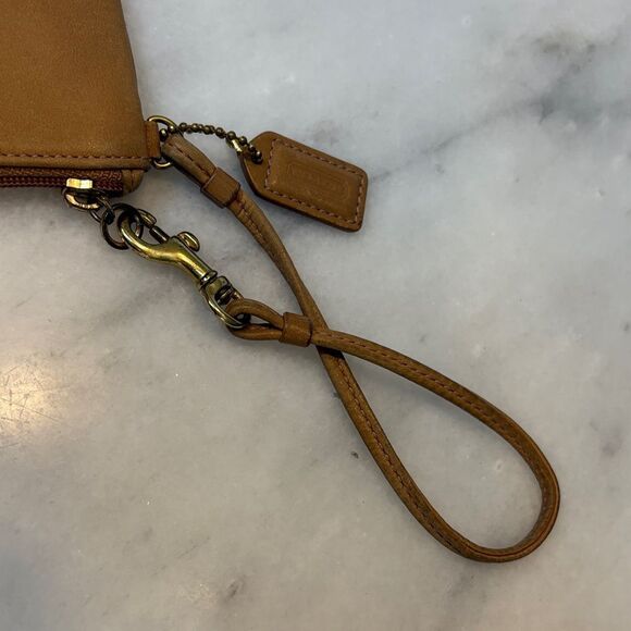 Coach Wristlet Bag Purse Smooth Leather tan Wallet Pouch Clutch - Picture 8 of 14